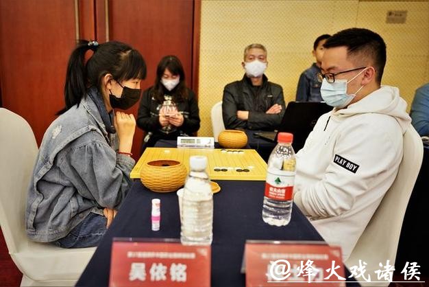 正直播倡棋杯预选 杨宗煜VS唐嘉雯 陈土力VS吴依铭 正直播倡棋杯预选 杨宗煜VS唐嘉雯 陈土力VS吴依铭